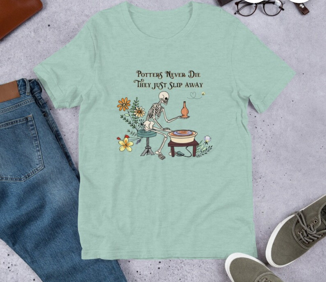 Potters never die T-shirt